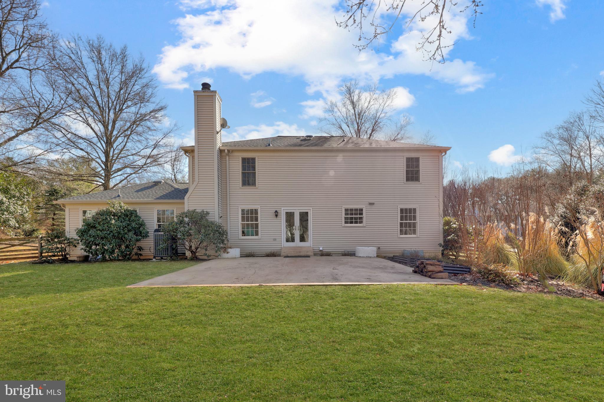 COUNTRYSIDE - Residential