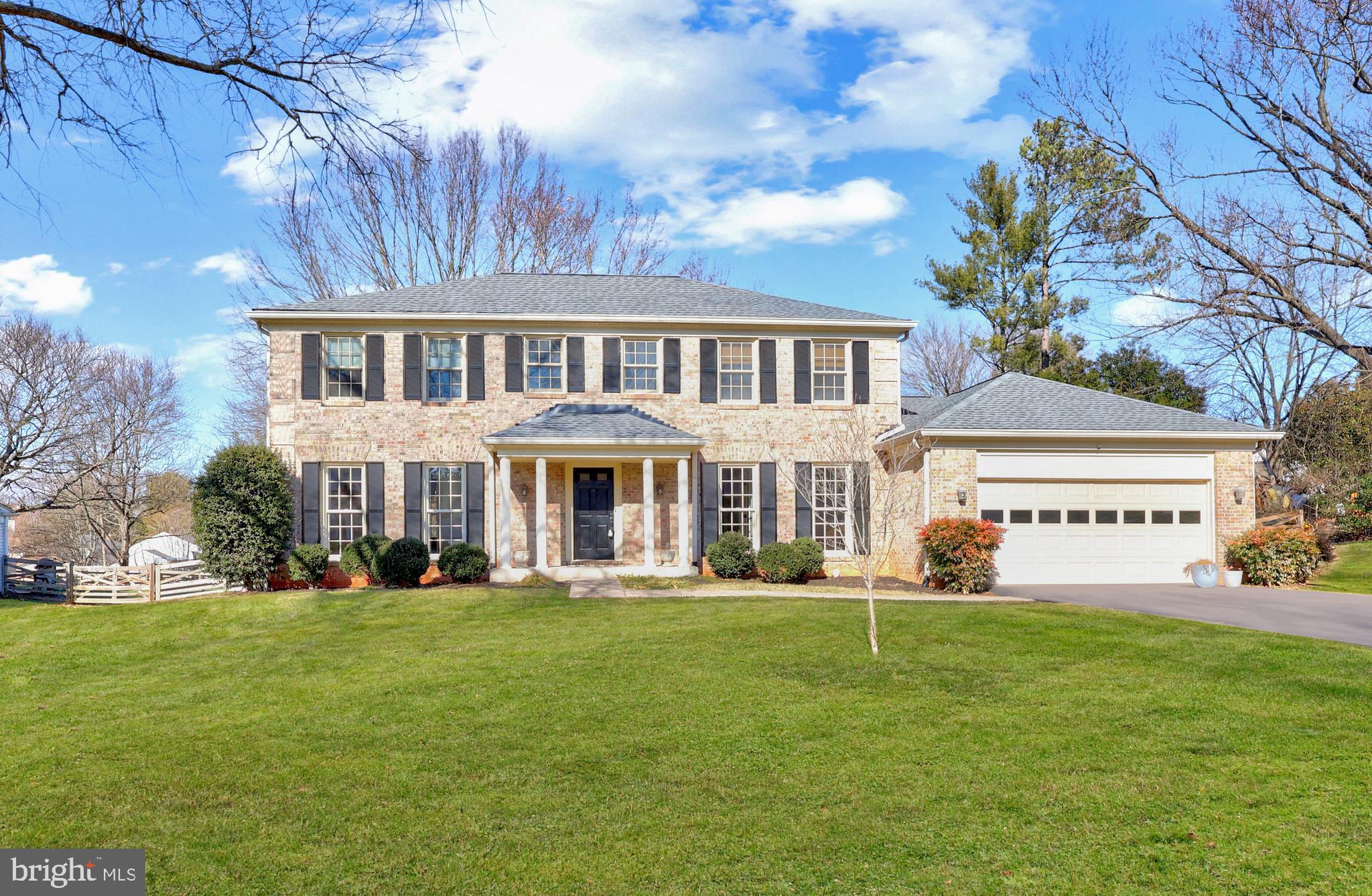 COUNTRYSIDE - Residential