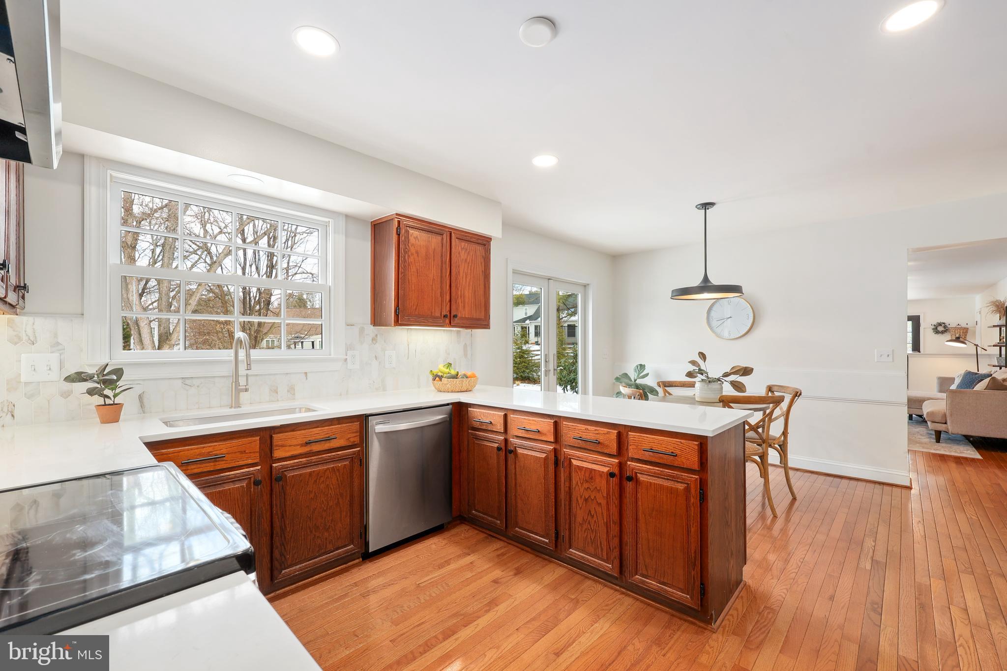 COUNTRYSIDE - Residential