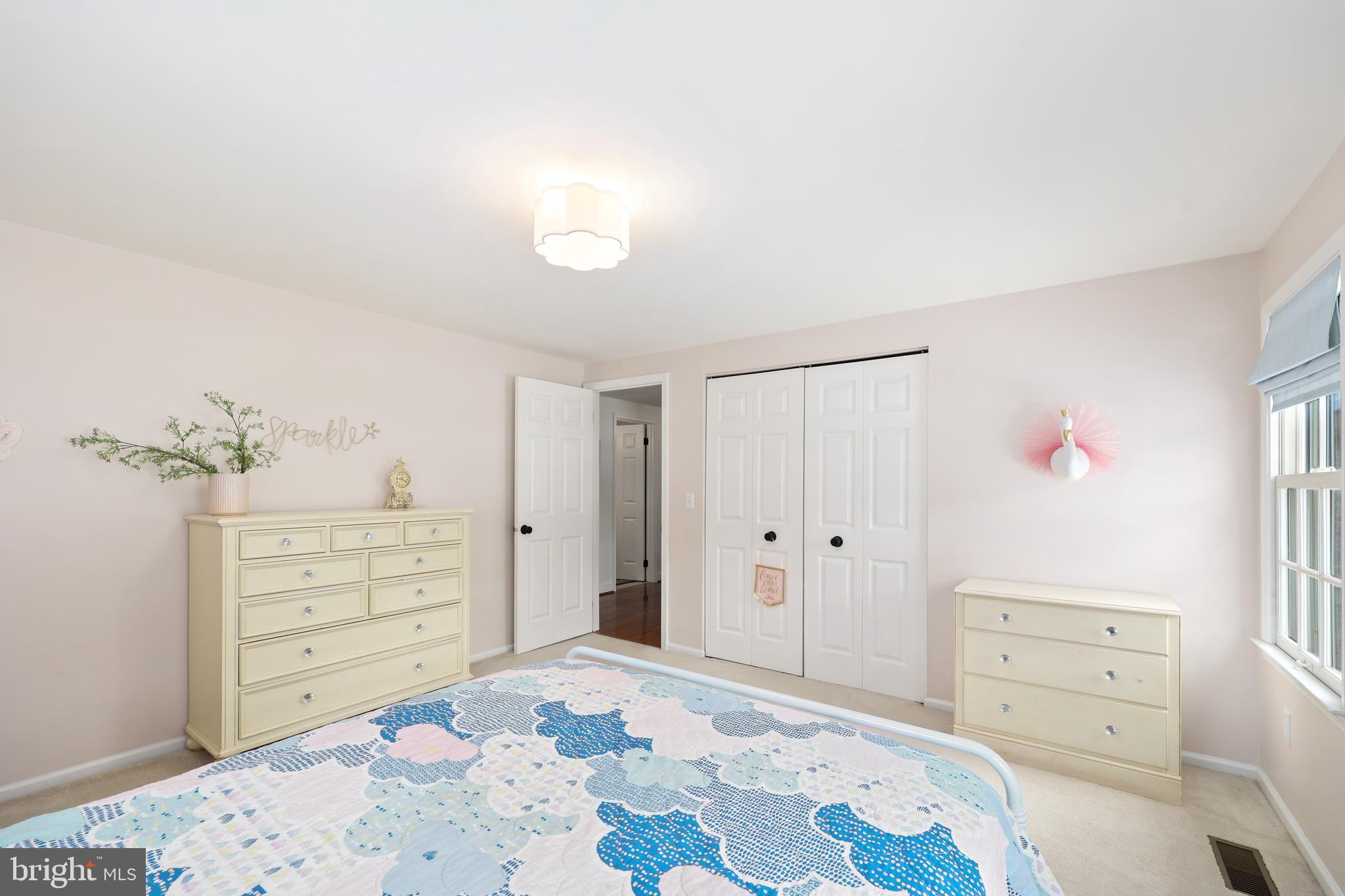 COUNTRYSIDE - Residential