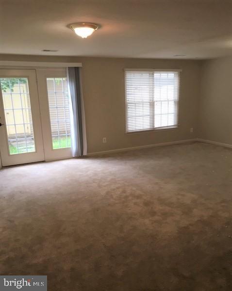 KING FARM - Residential Lease