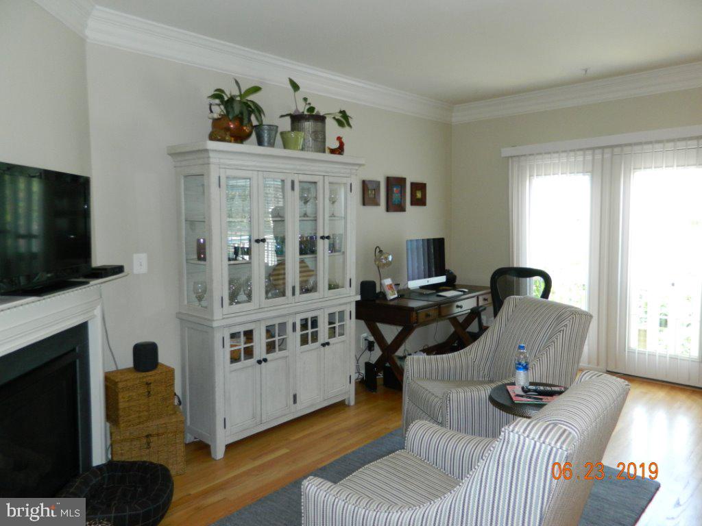 1118 RESERVE CHAMPION DRIVE