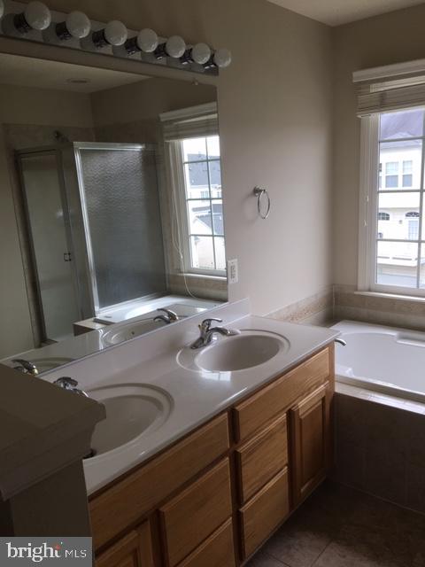 KING FARM - Residential Lease