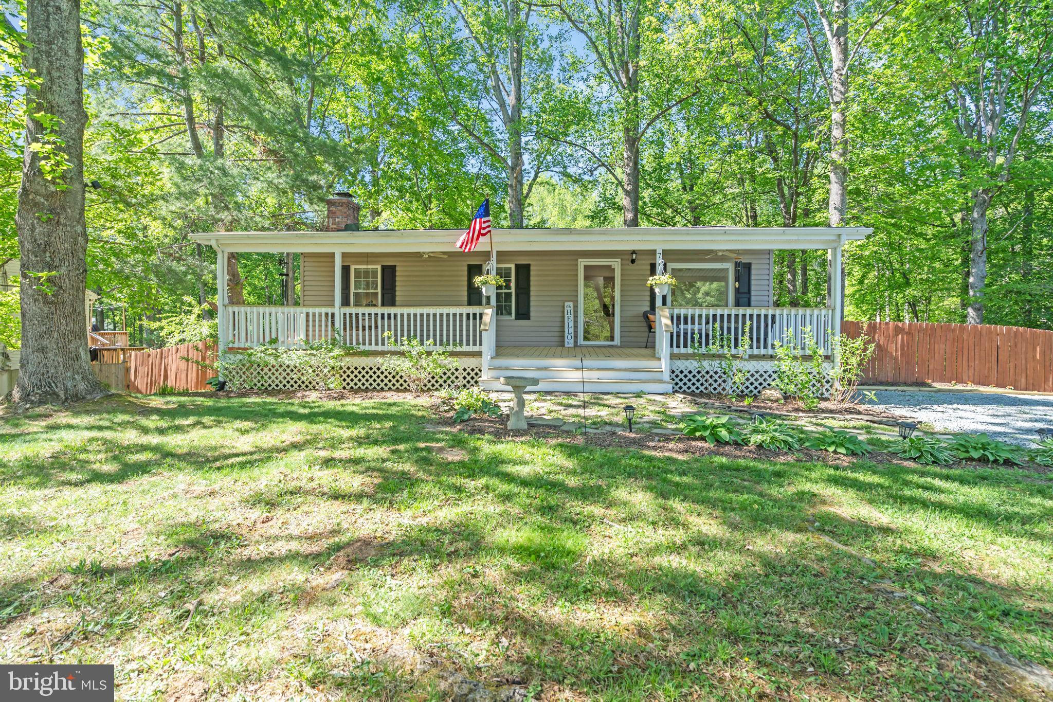 HIDDEN LAKE - Residential