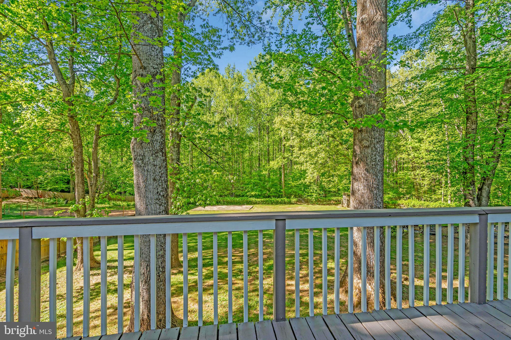 HIDDEN LAKE - Residential