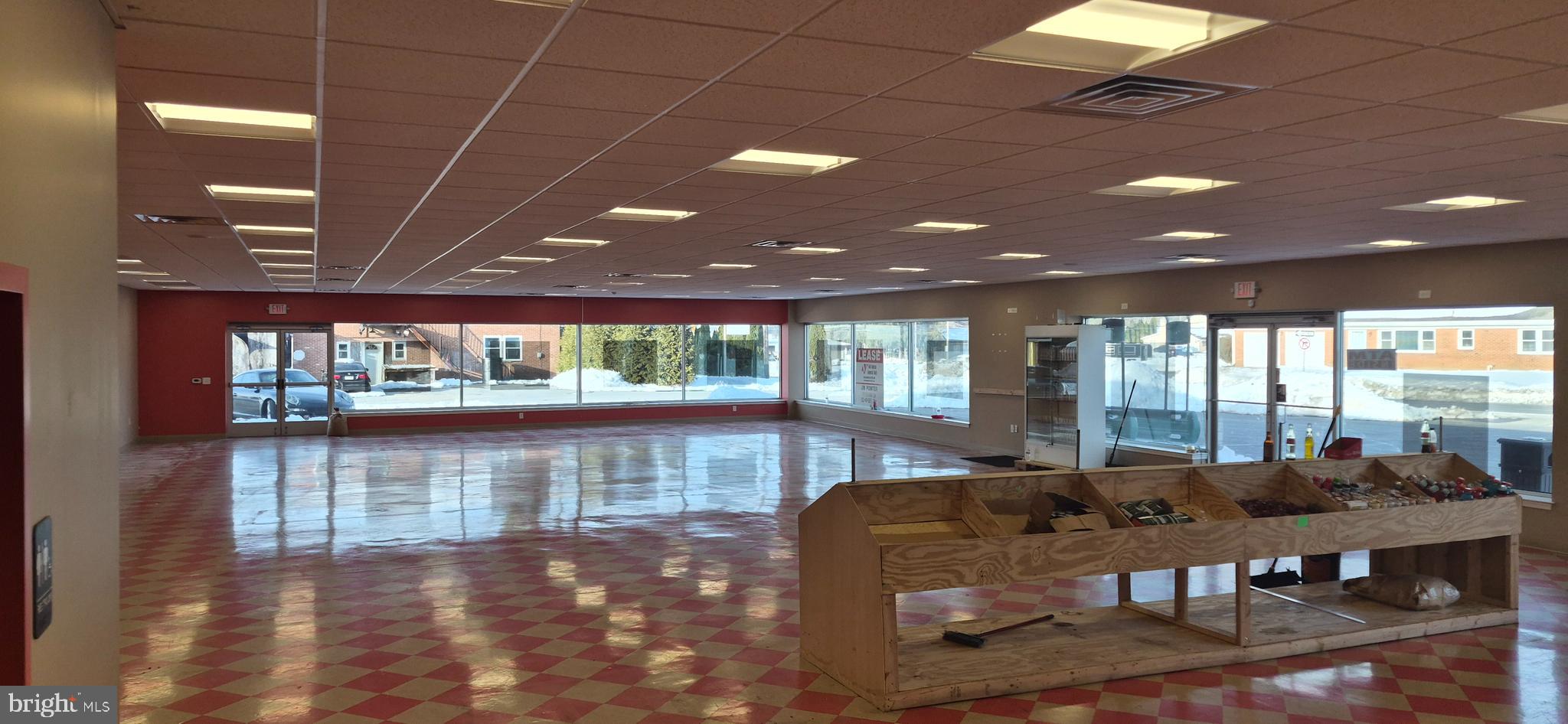 2970 WILLOW STREET PIKE