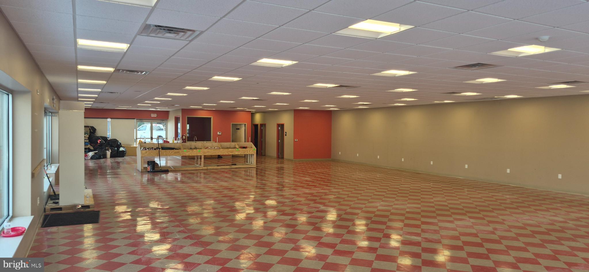 2970 WILLOW STREET PIKE