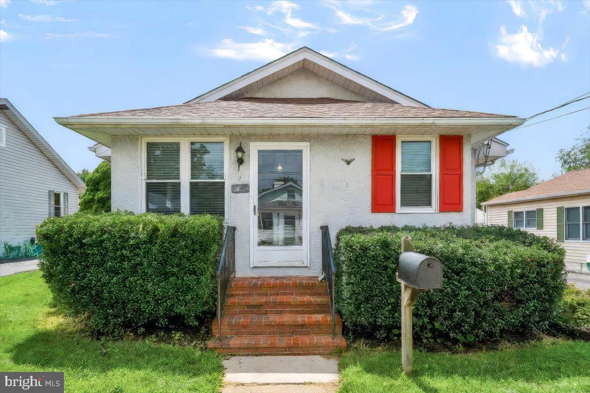 206 WINSTON AVENUE