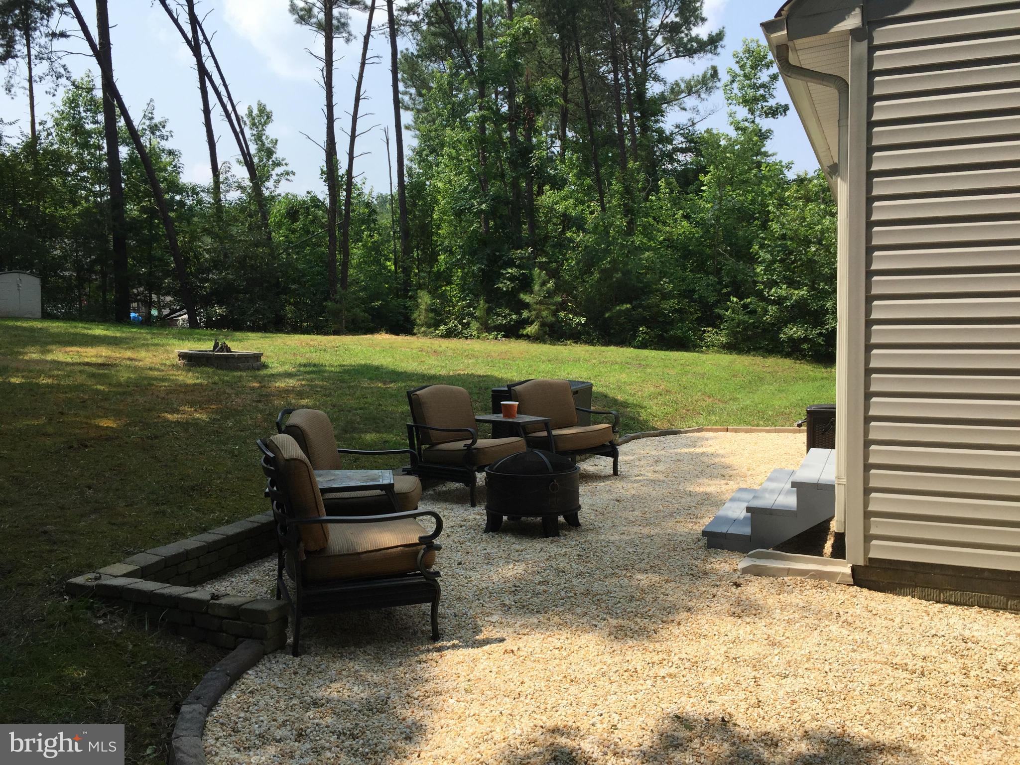 LAKE CAROLINE - Residential