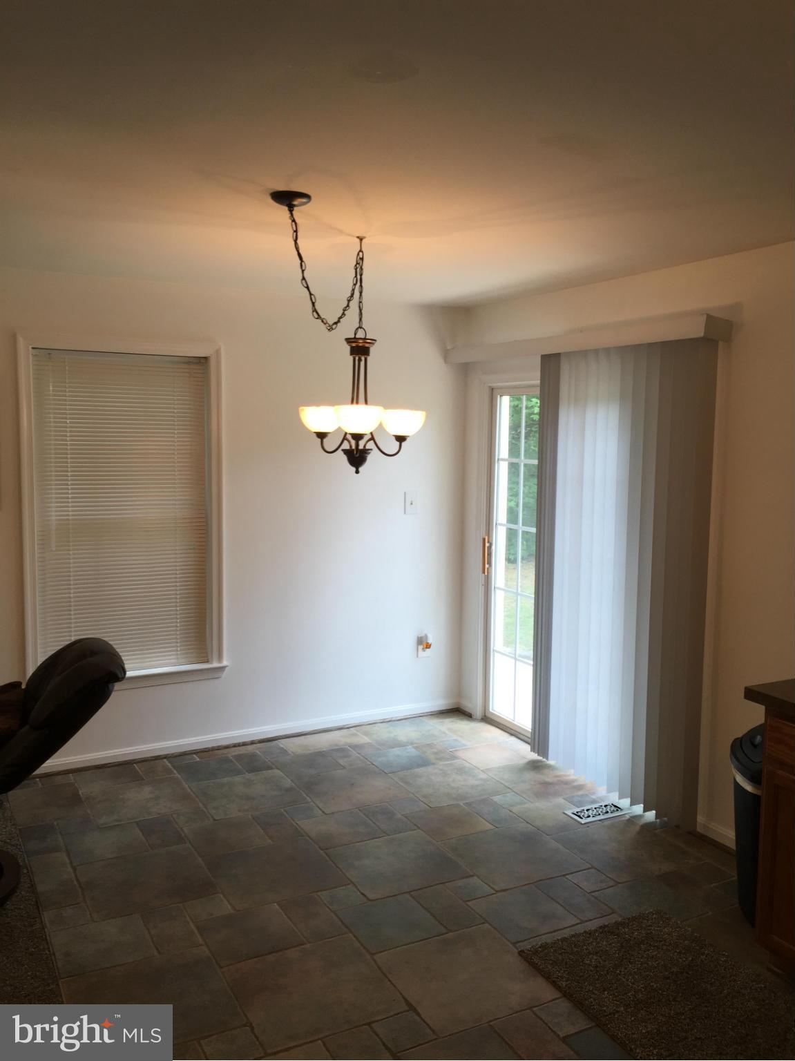 LAKE CAROLINE - Residential