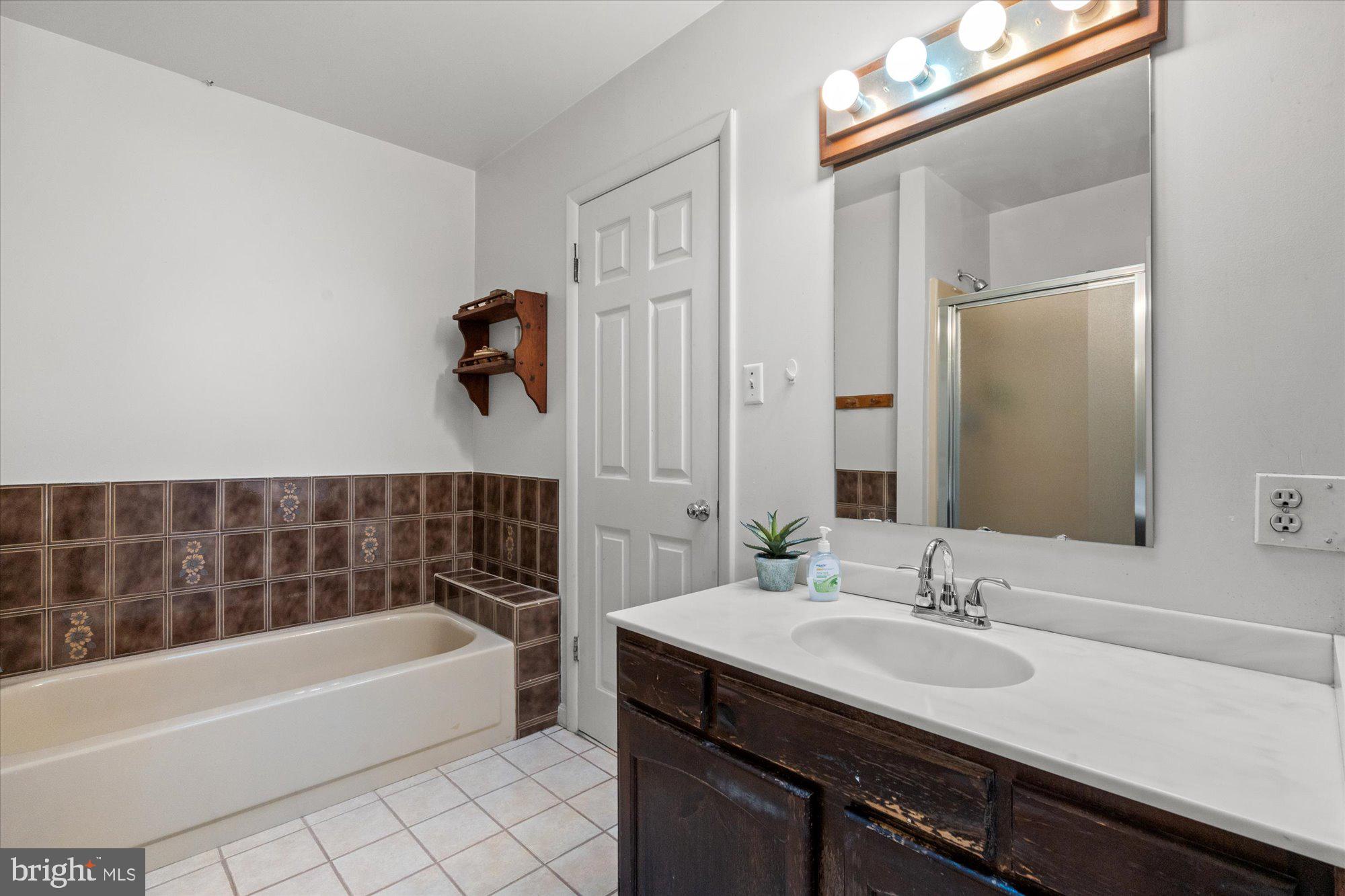 STRATFORD LANDING - Residential