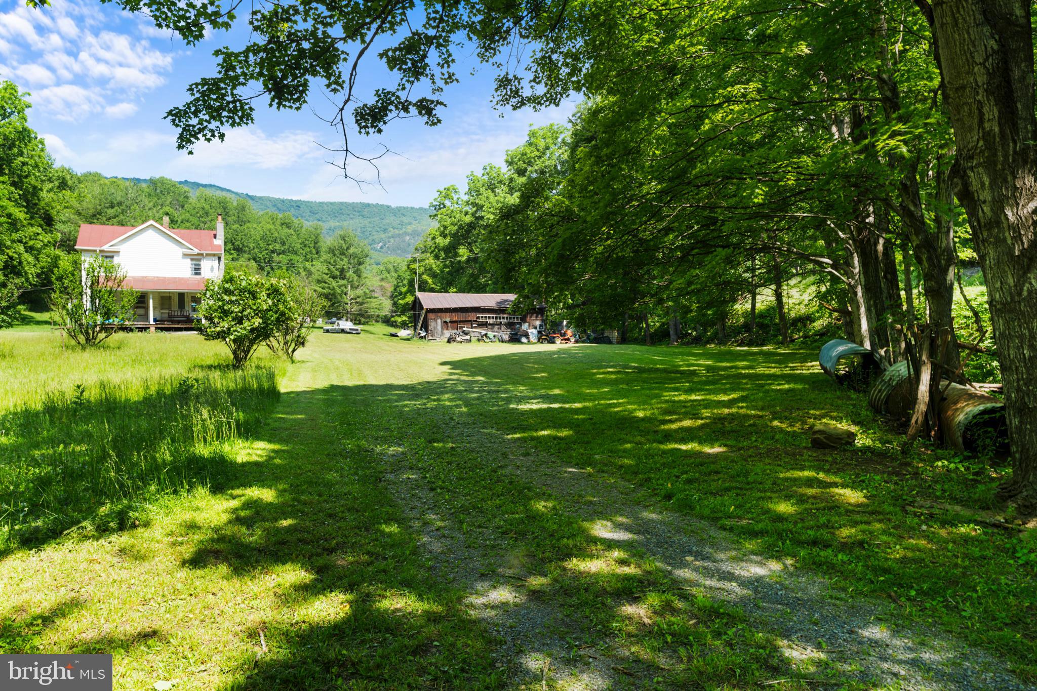 8787 CROOKED RUN ROAD