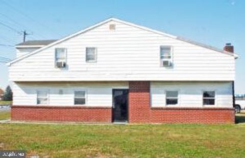 Photo of 116 Auction Road, MANHEIM, PA 17545 (MLS # PALA2059586)