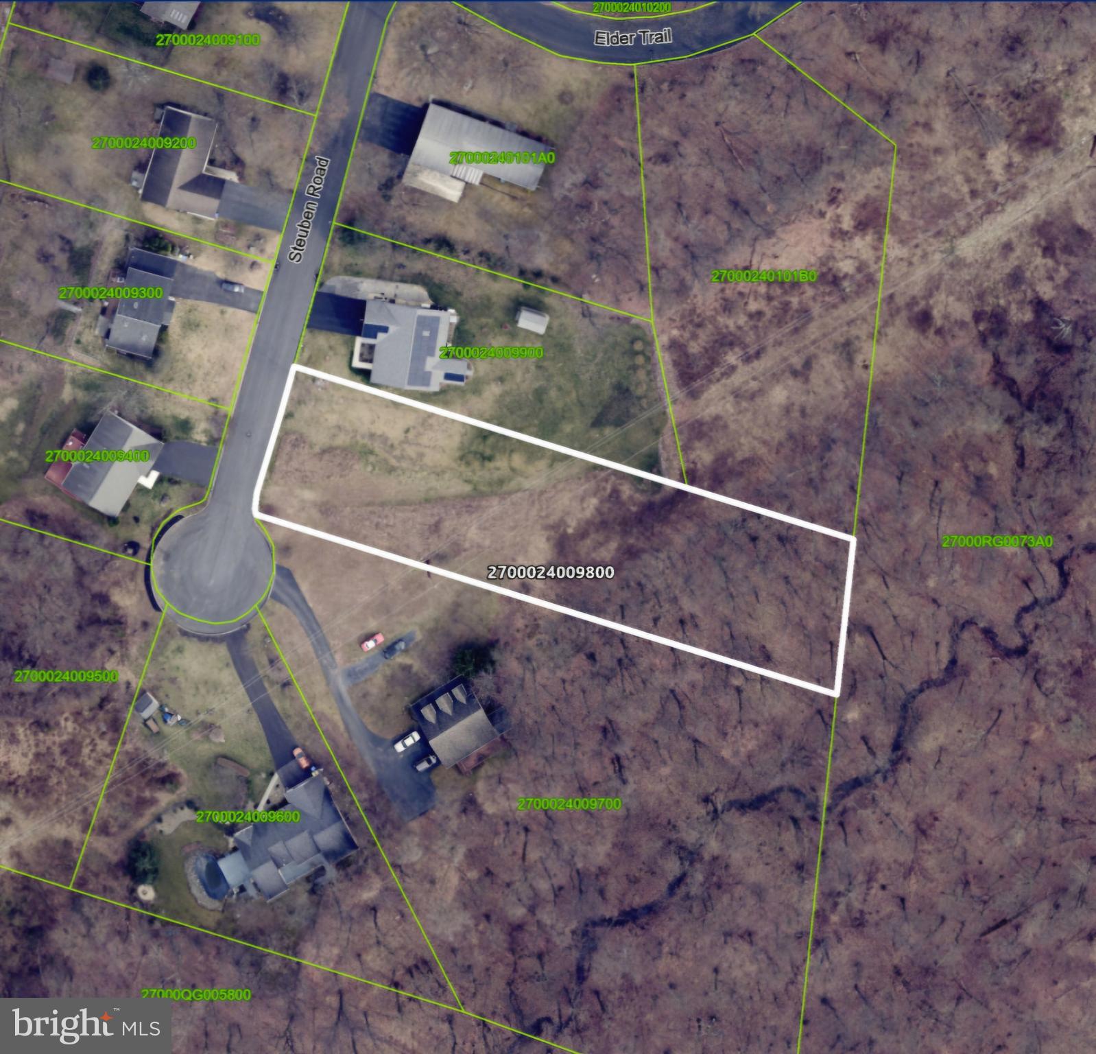 COLONIAL WOODS - Land