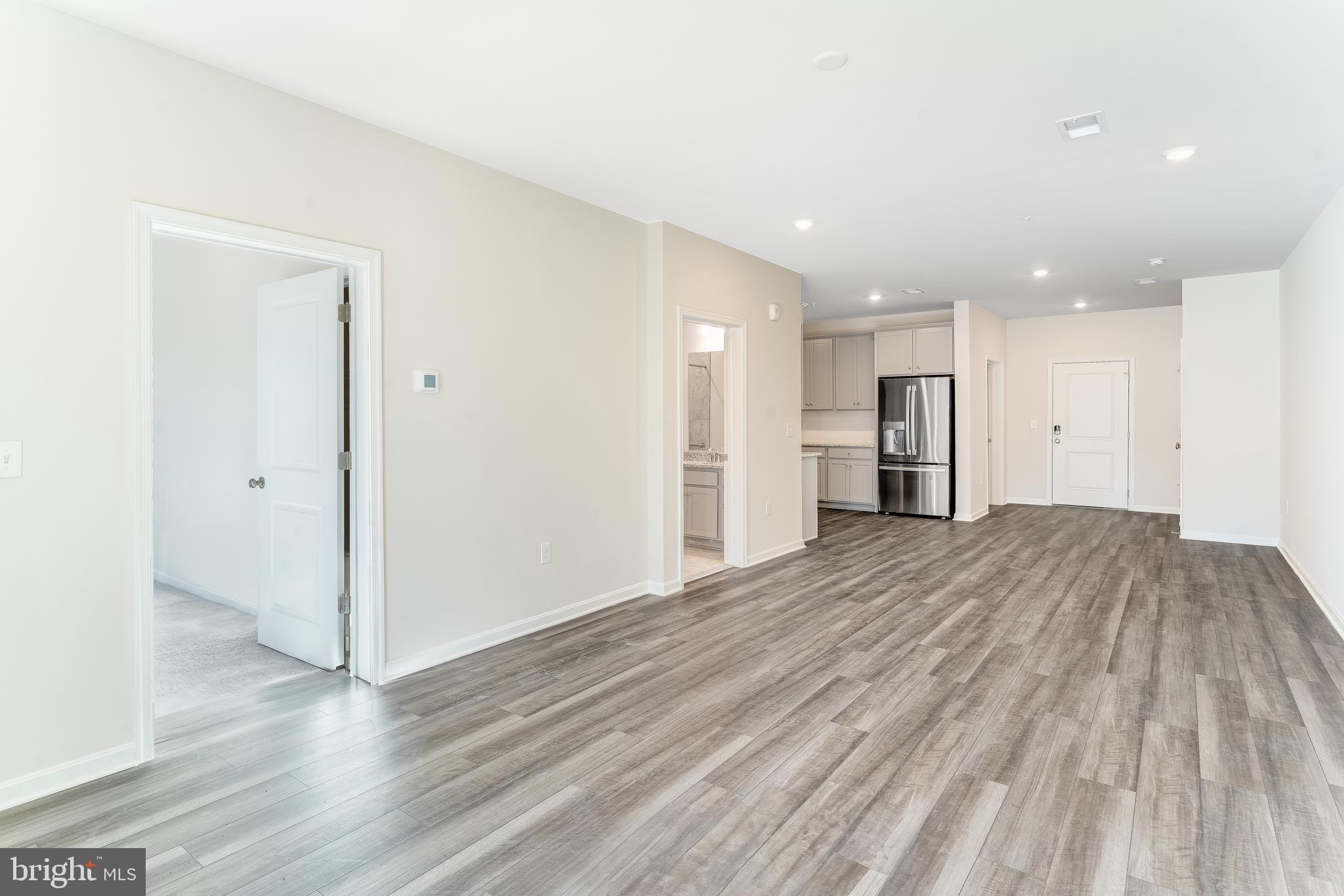 BEECHFIELD MANORS - Residential