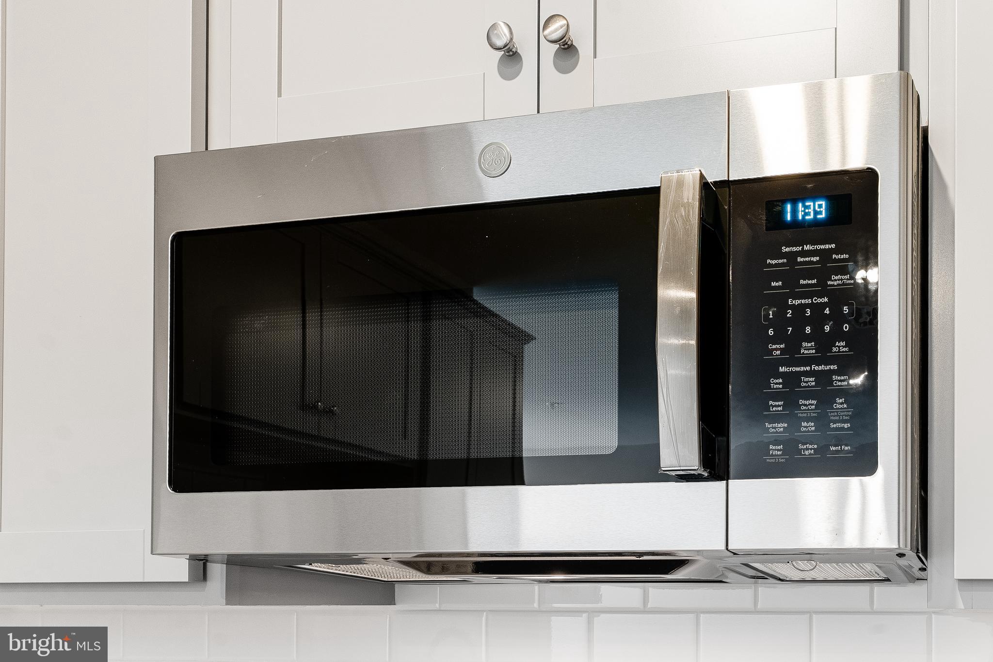 BEECHFIELD MANORS - Residential