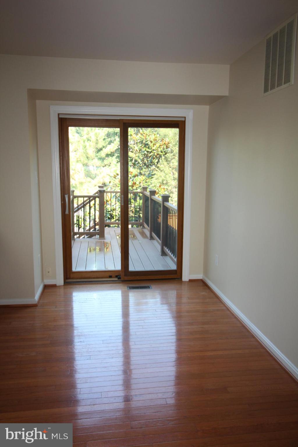 PARADISE - Residential