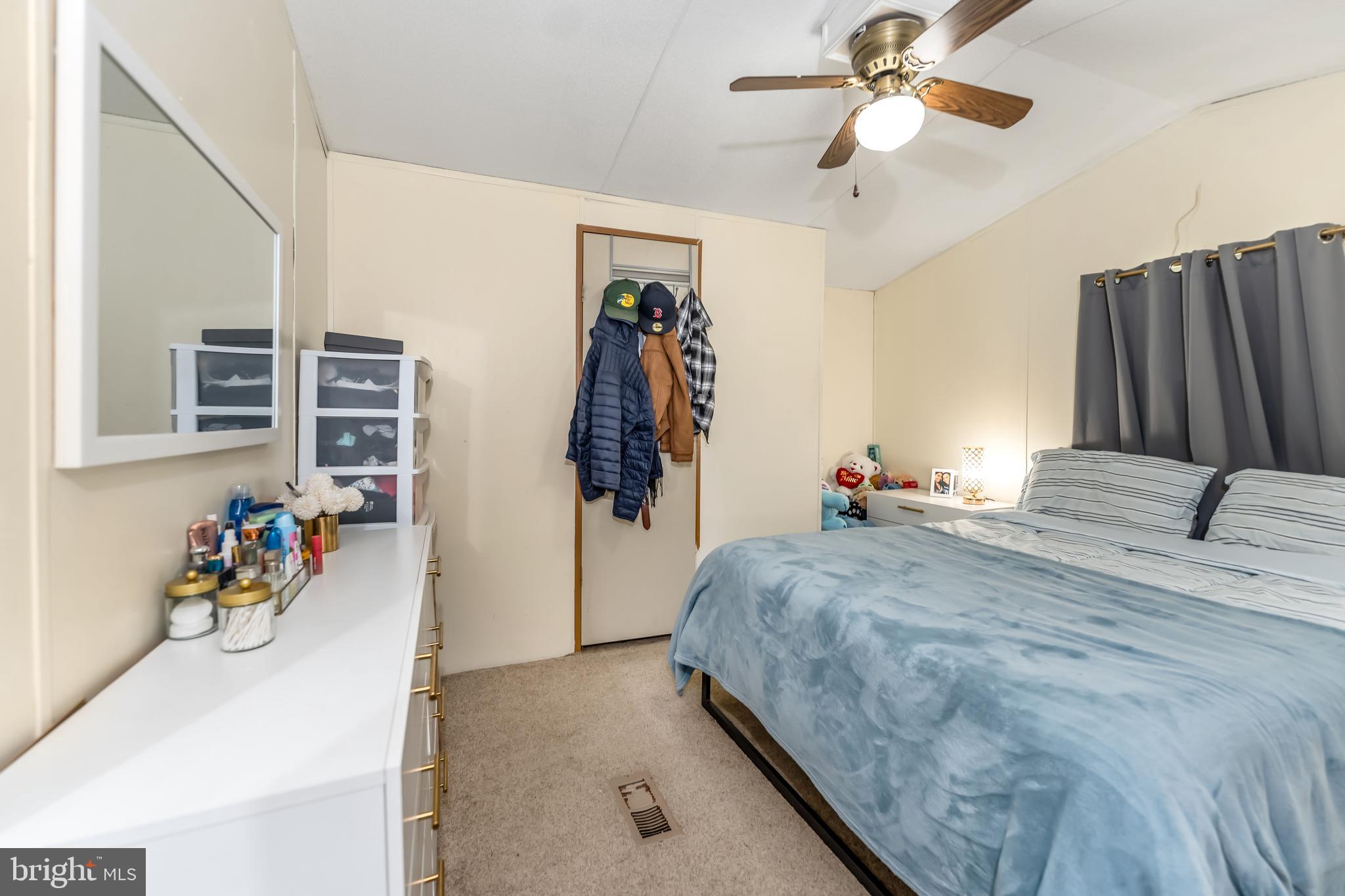 MIDDLETOWN - Residential