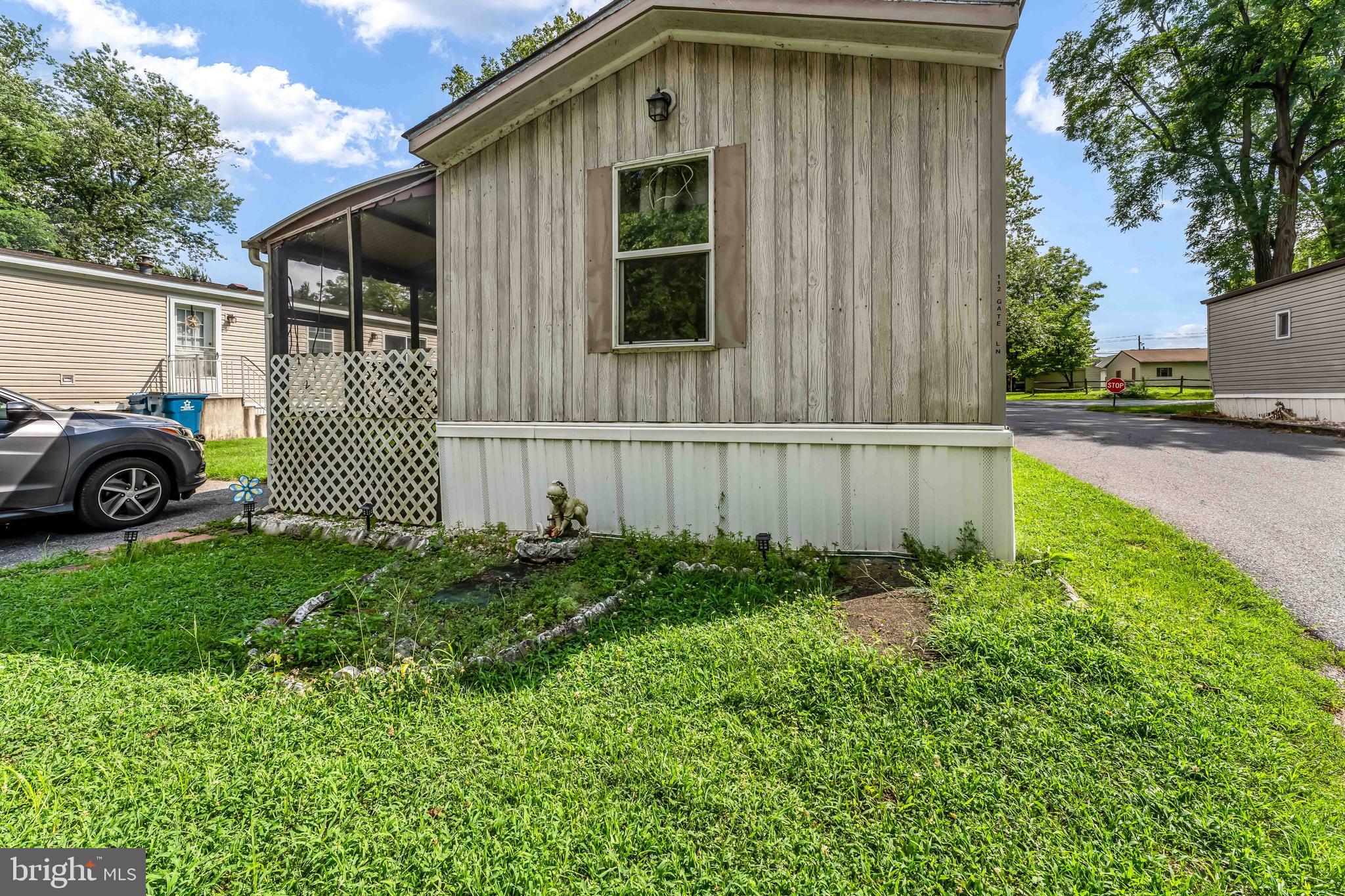 112 GATE LANE