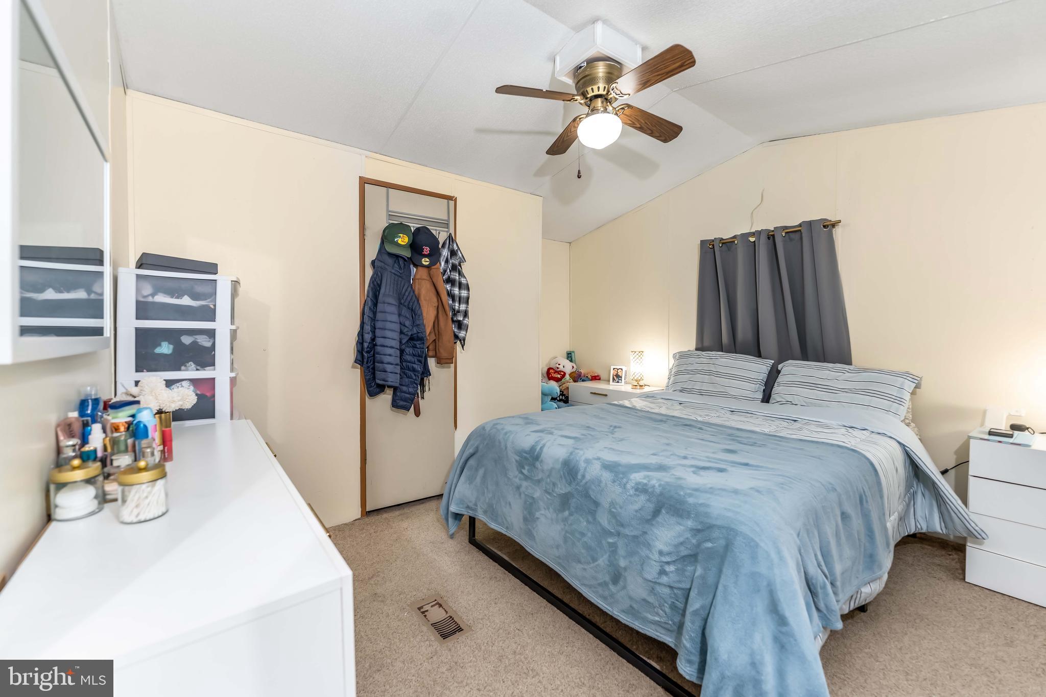 MIDDLETOWN - Residential