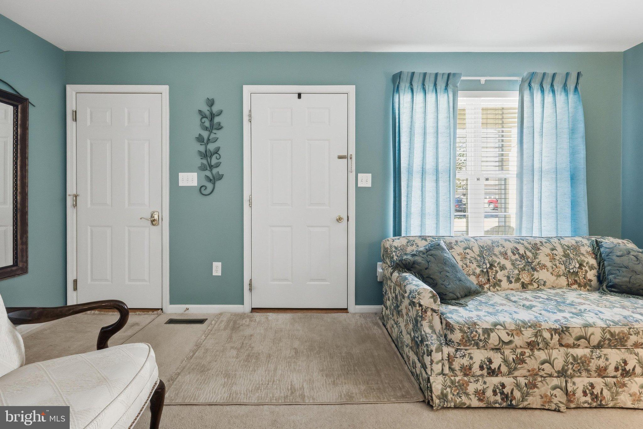 33 CEDARFIELD DRIVE