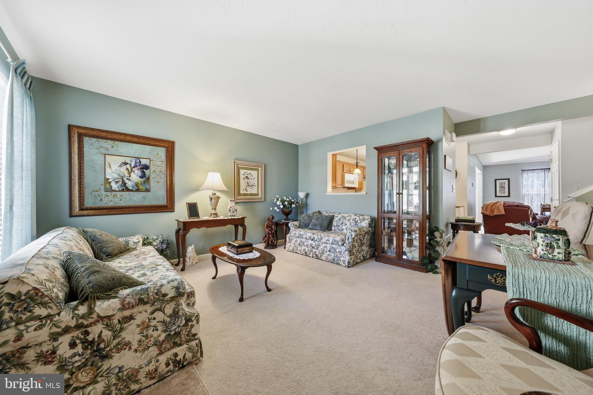 33 CEDARFIELD DRIVE