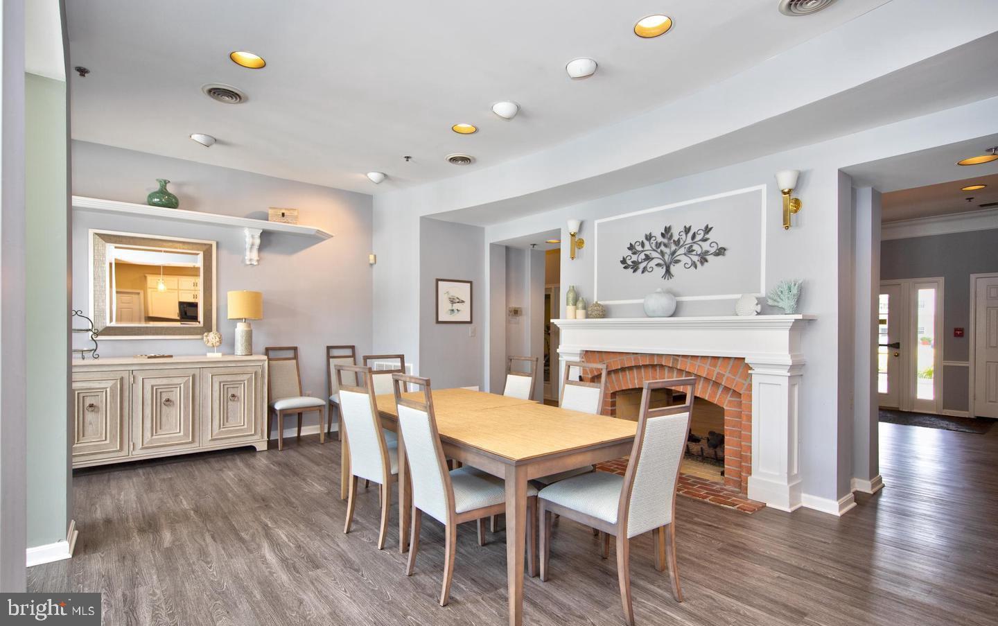 TAYLOR RIDGE CONDOMINIUMS - Residential Lease