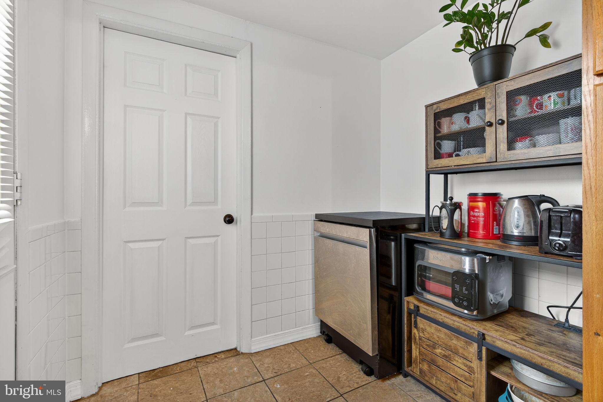 EAST SIDE OF CITY - Residential