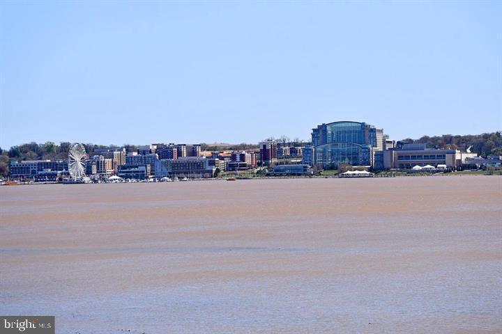 PORTO VECCHIO - Residential Lease