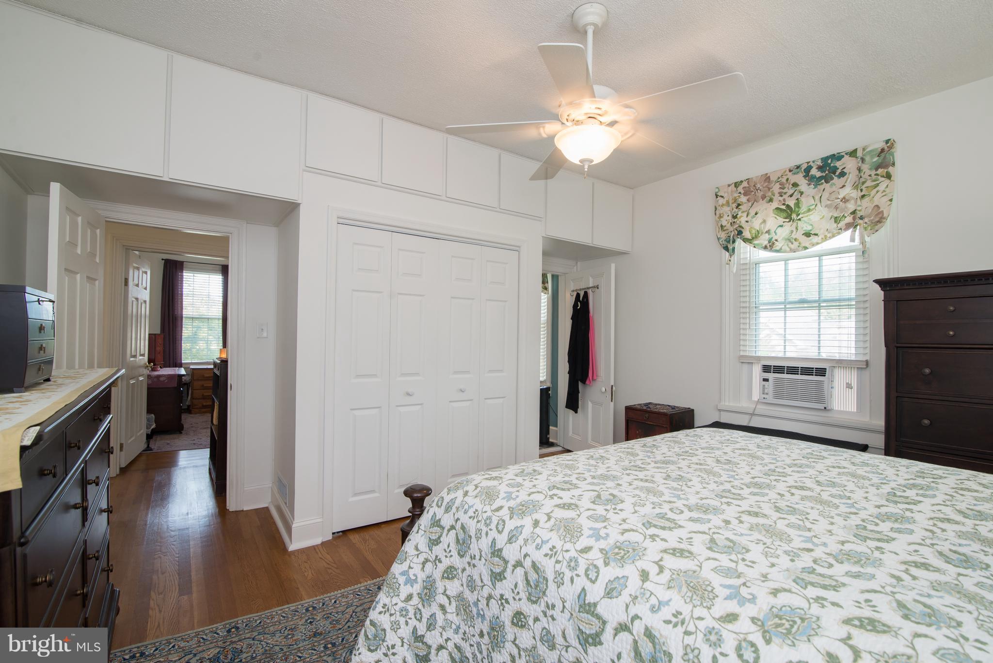 HISTORIC CHARLES TOWN - Residential