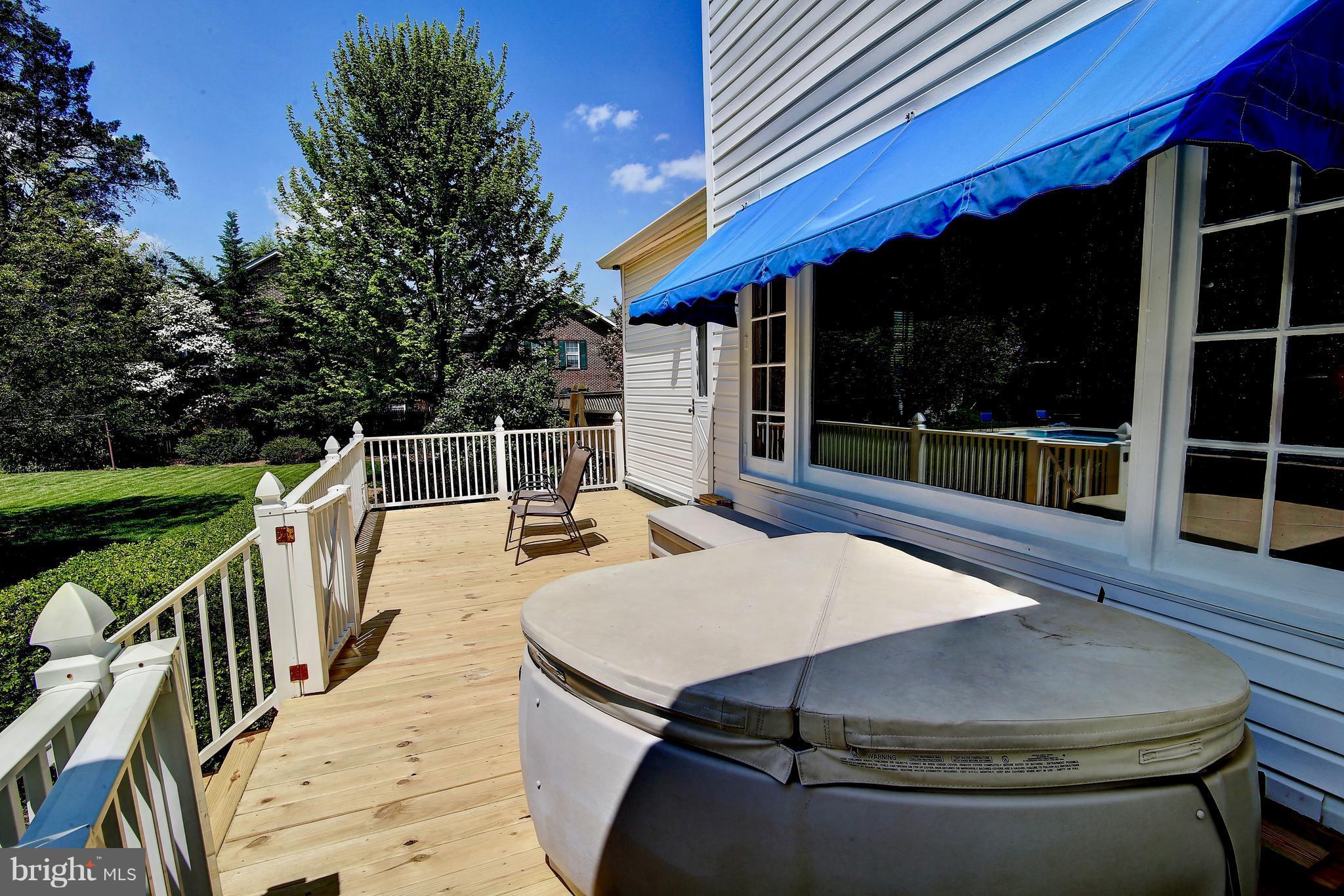 HISTORIC CHARLES TOWN - Residential