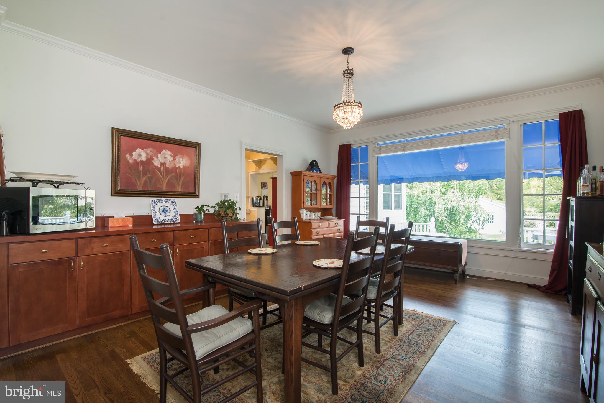 HISTORIC CHARLES TOWN - Residential