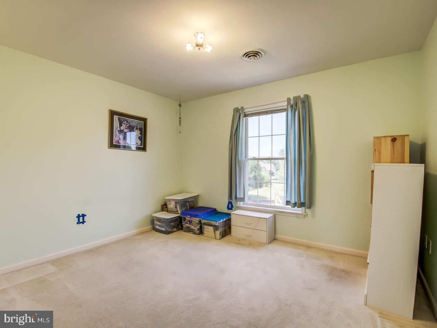 CREEKSIDE PARK - Residential