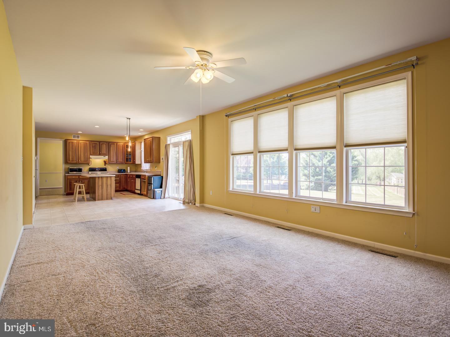 CREEKSIDE PARK - Residential