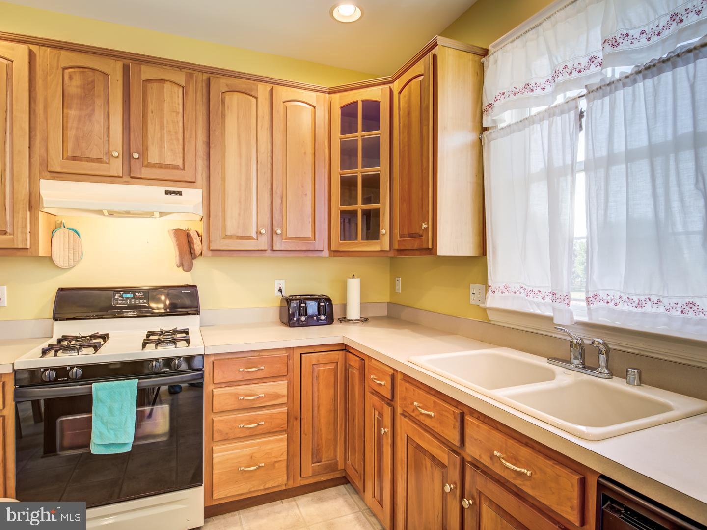 CREEKSIDE PARK - Residential