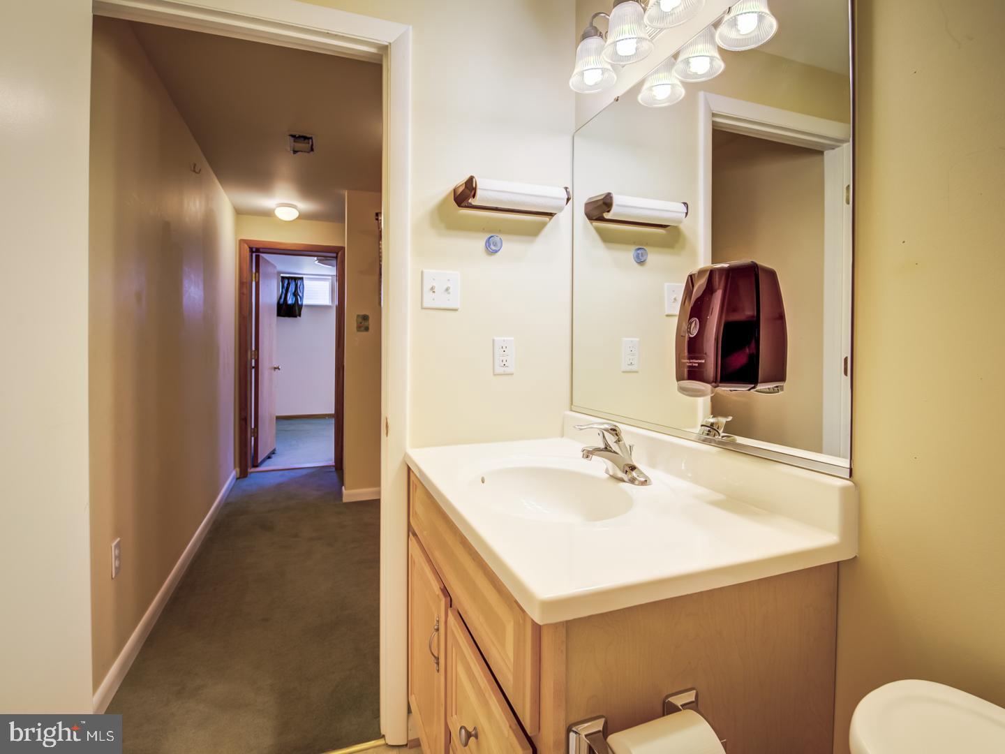 CREEKSIDE PARK - Residential