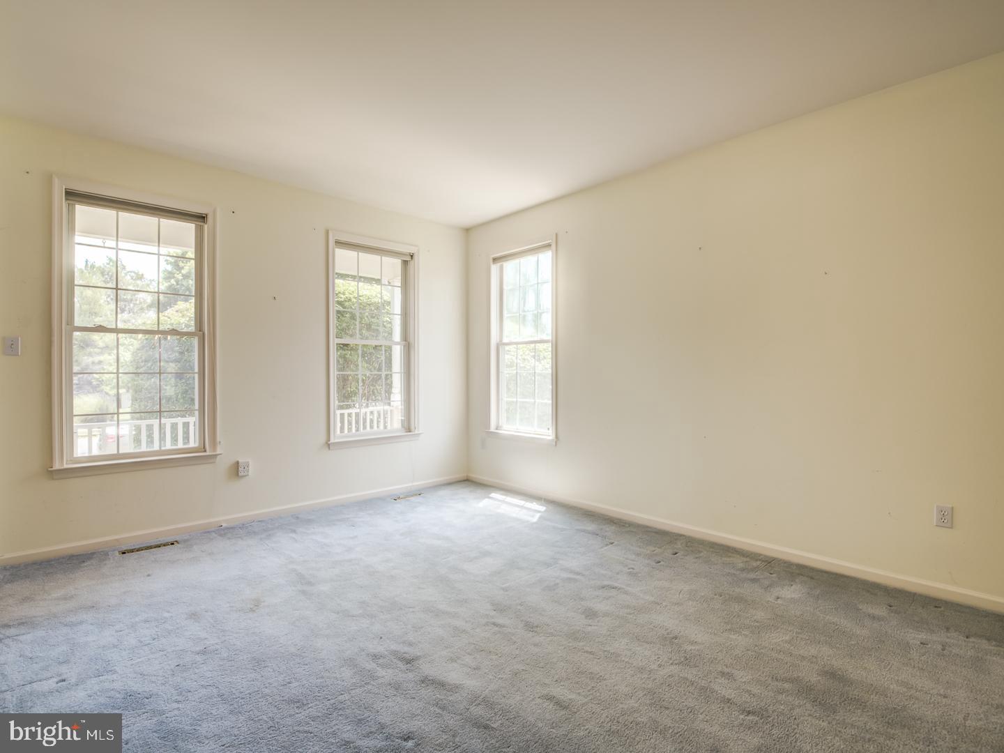 CREEKSIDE PARK - Residential