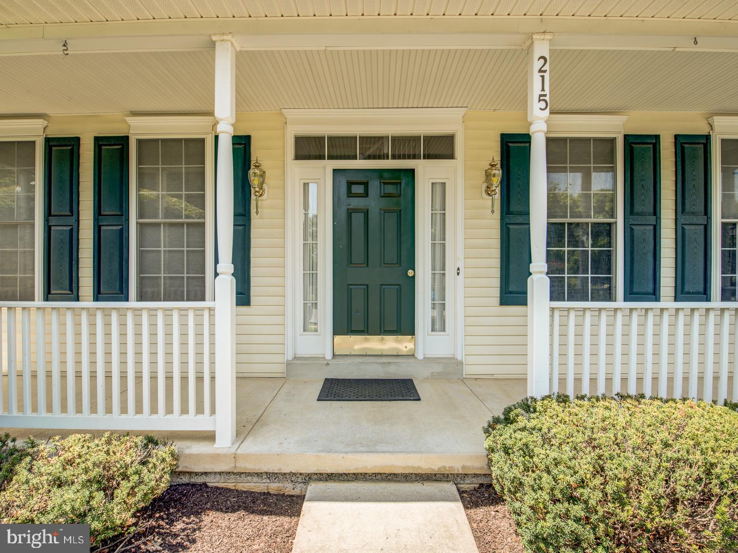 CREEKSIDE PARK - Residential