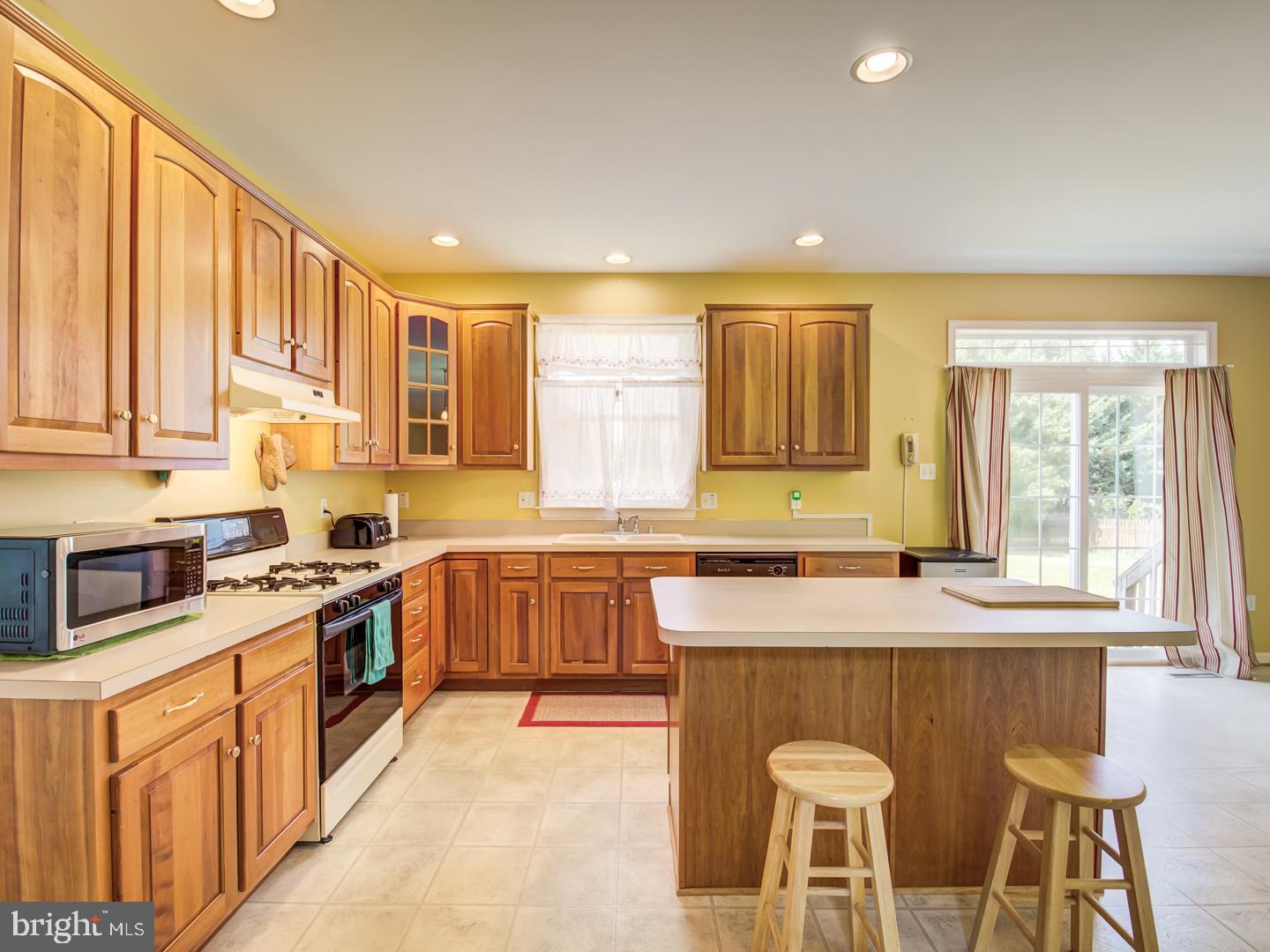 CREEKSIDE PARK - Residential