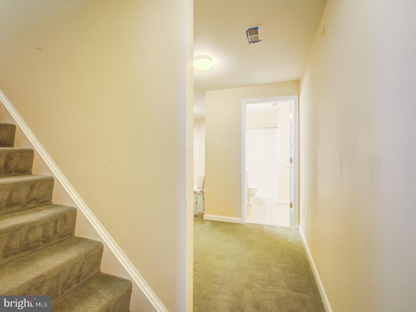 CREEKSIDE PARK - Residential