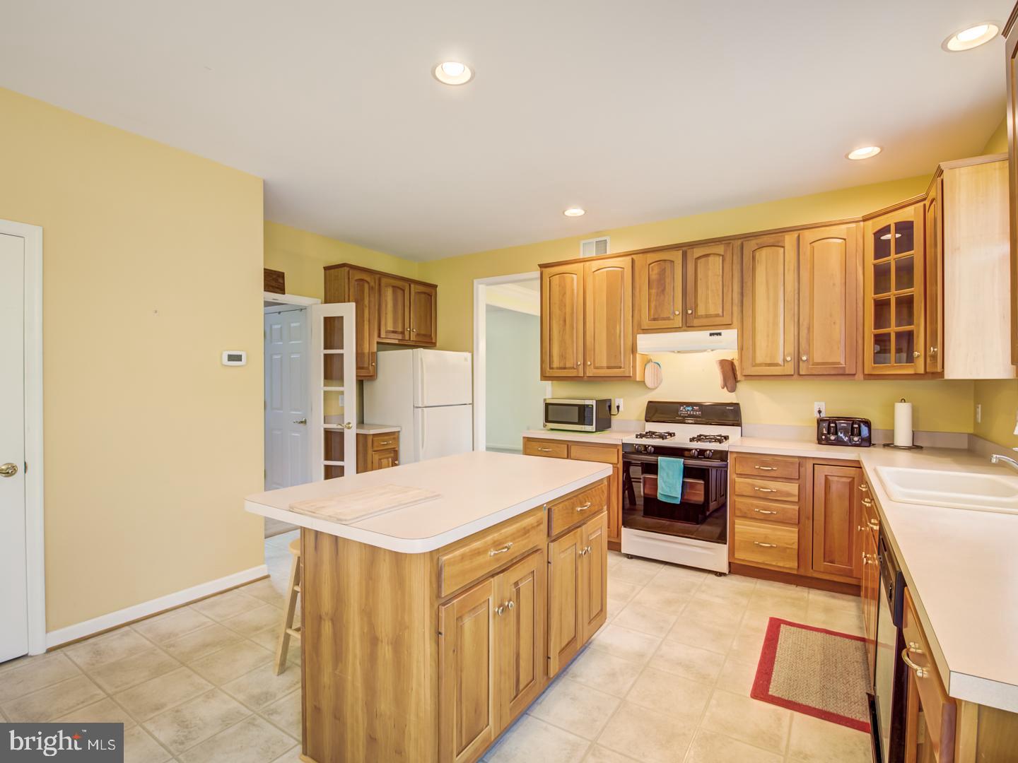 CREEKSIDE PARK - Residential