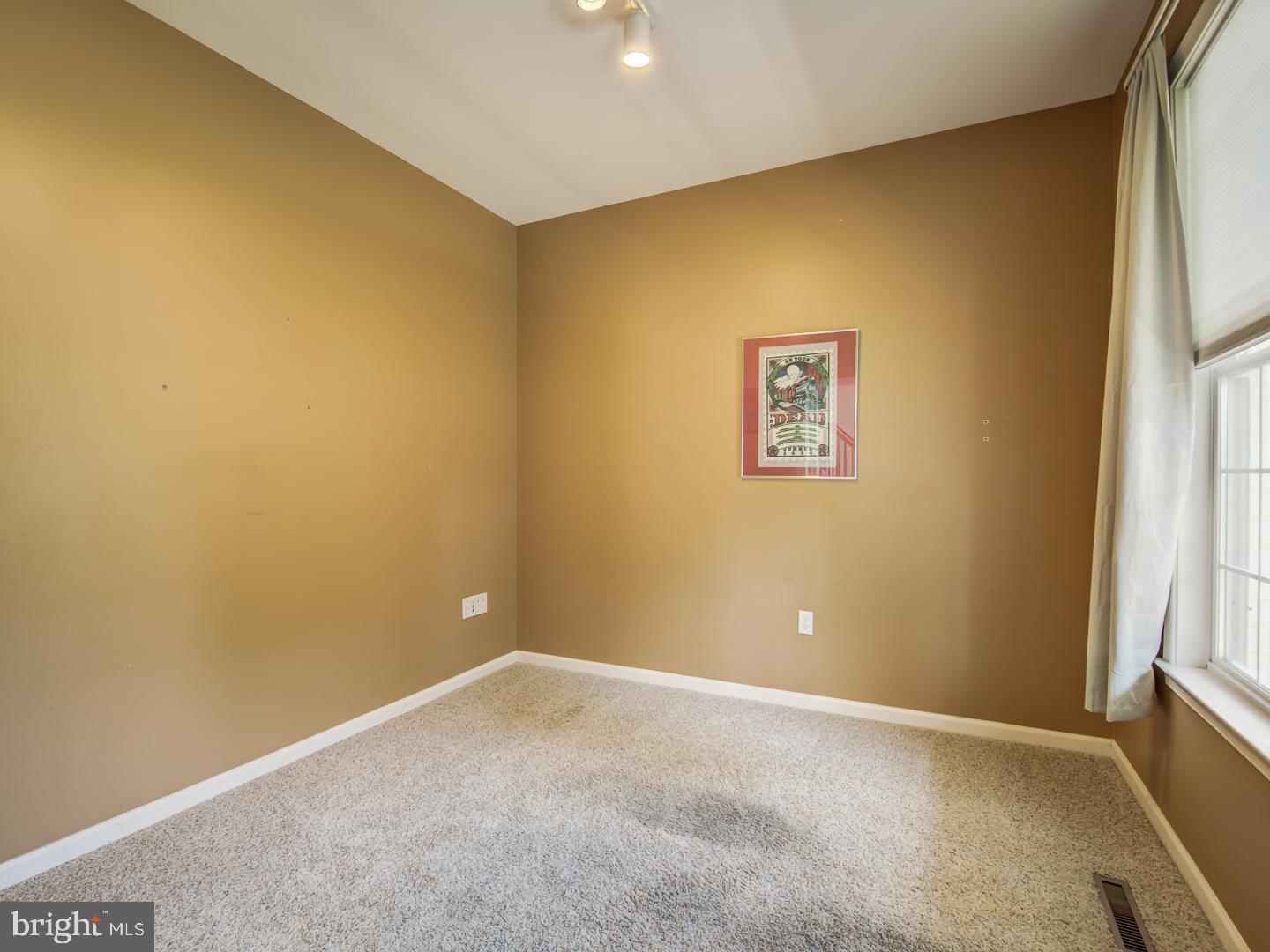 CREEKSIDE PARK - Residential