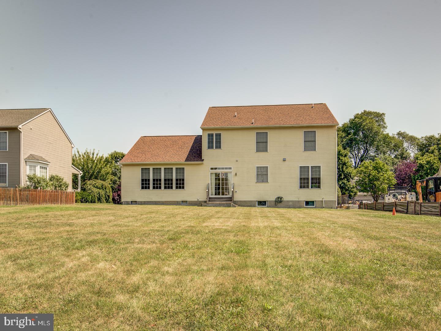 CREEKSIDE PARK - Residential