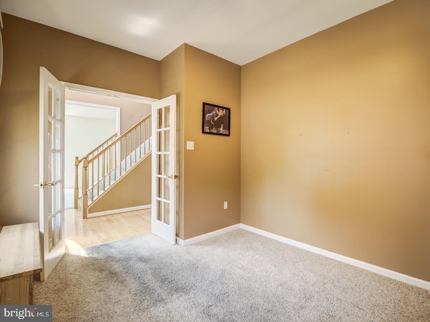 CREEKSIDE PARK - Residential