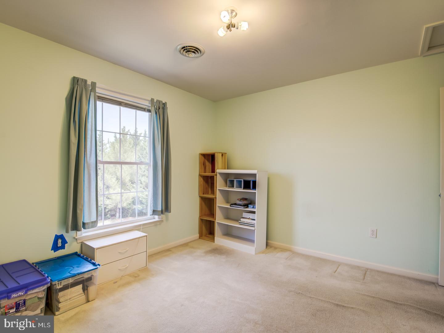 CREEKSIDE PARK - Residential