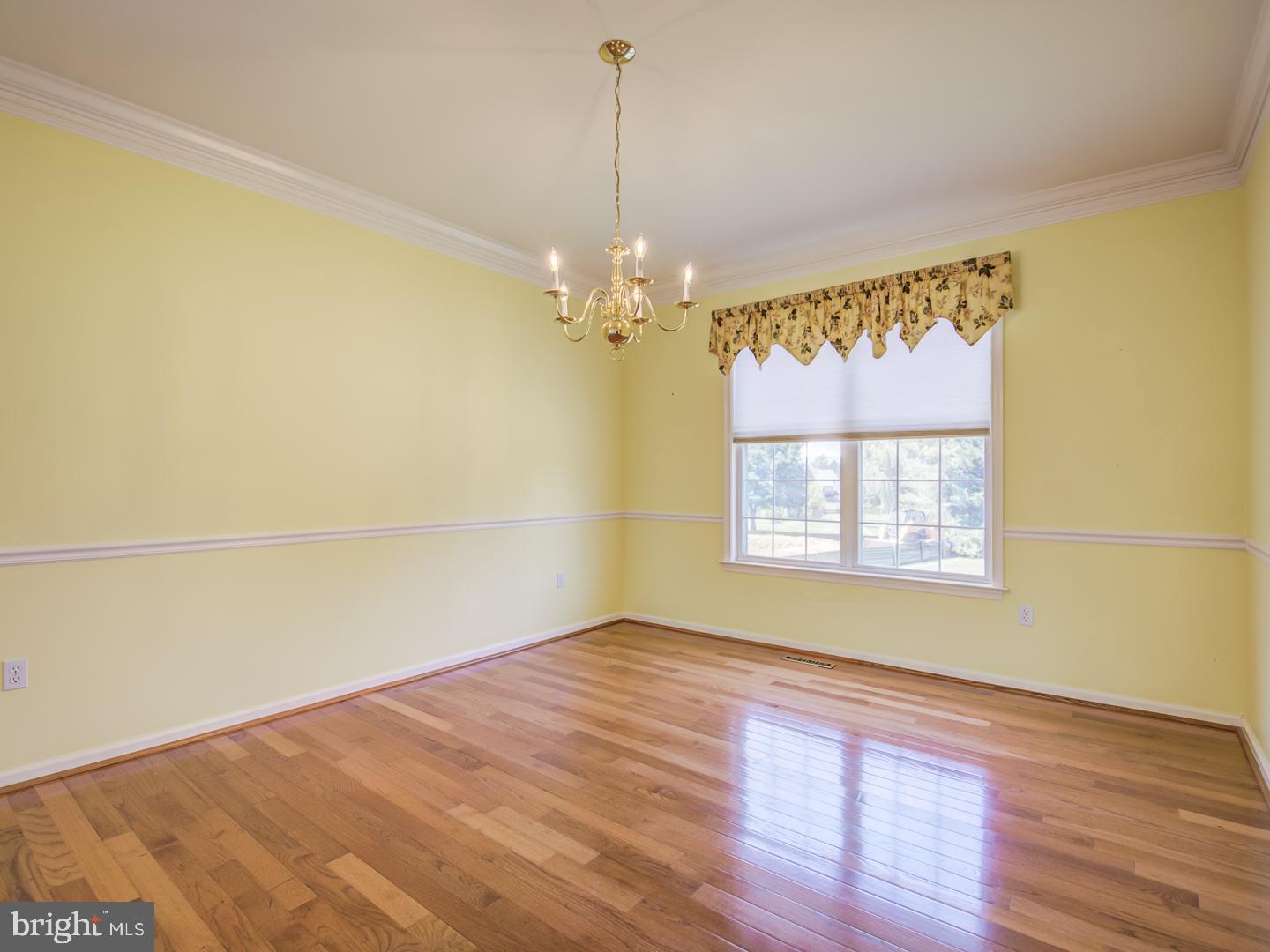 CREEKSIDE PARK - Residential