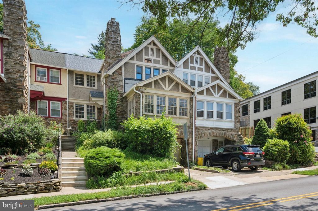 Photo of 14 Rock Hill Road, BALA CYNWYD, PA 19004 (MLS # PAMC2164370)