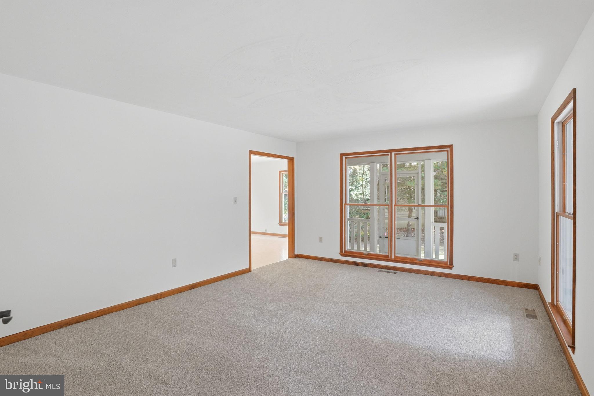 SOUTH SHORES - Residential