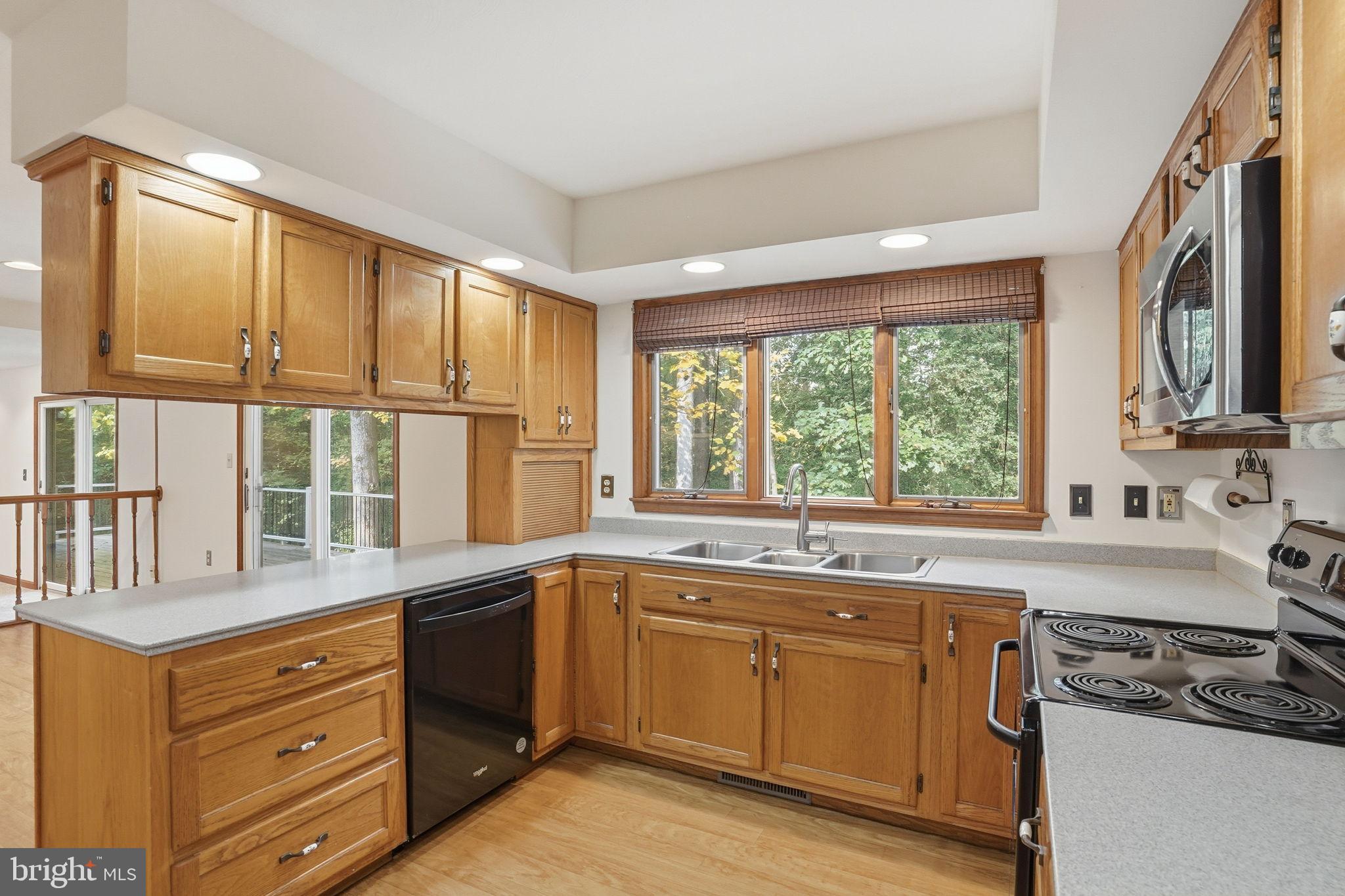 SOUTH SHORES - Residential