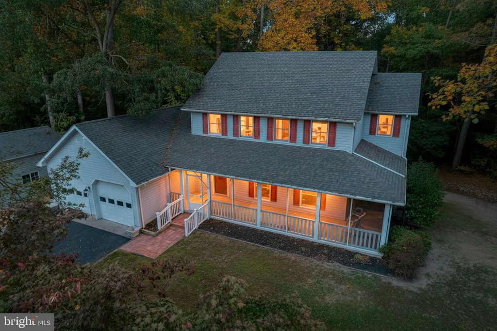 Photo of 17 S Shore Drive, LINCOLN, DE 19960 (MLS # DESU2099230)